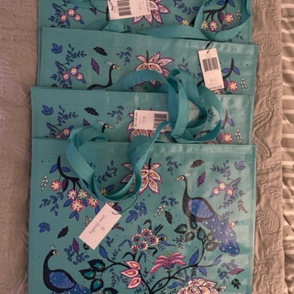4 of the Vera Bradley Market Tote Peacock Garden NWT